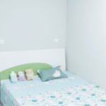 紫竹苑小区，紧邻康德。此为新房首次出租，支持押一付一，绝非中介房源