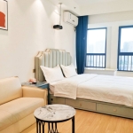 位于美的悦然广场，支持密码入住