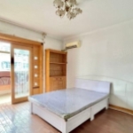 光明园有特价次卧出租，位于光明大街。临近棉一和万达。非中介房源，可月付