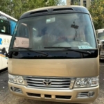 2007 款丰田考斯特，4.2T 手动挡柴油车型，有 30 座和 20 座可选，配备原装外摆门。丰田品质，值得信赖