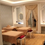 人民路阳光东尚，绝佳位置处有一家精装美容店转让