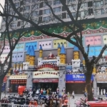 阳光嘉年华，建筑面积（包含卫生间在内）达 70.25 平方米，各类设施齐全