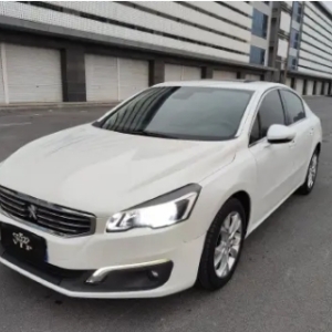 2015 款标致 508 搭载 1.6THP 发动机的自动致臻版