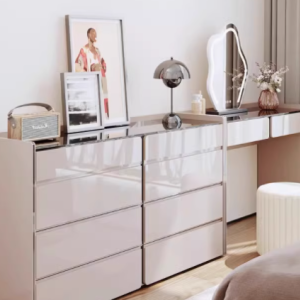 邯郸信息网 意式轻奢梳妆台斗柜一体，点亮主卧